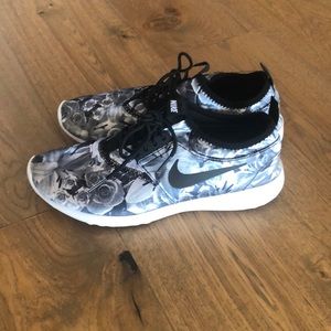 Floral Nike’s